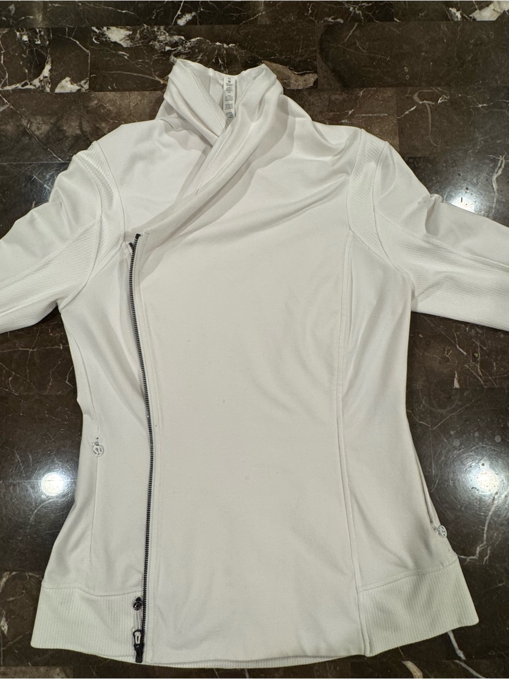 Lululemon Asymmetrical Full Zip Wrap Jacket | White | Size 12